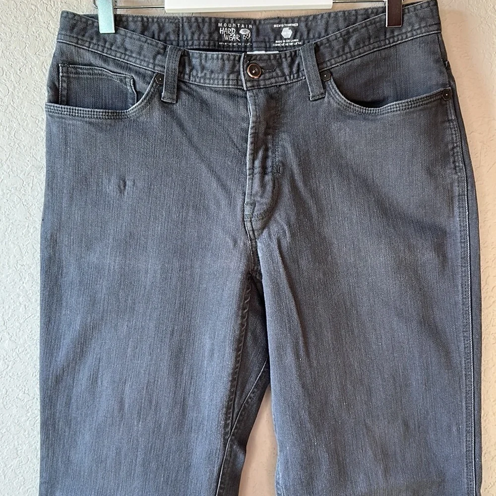 Men's Mountain Hardwear Straight‎ Leg Grey Denim Active Jeans Size 32X32